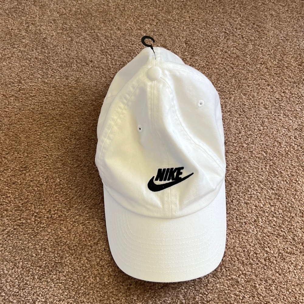 Nike Women’s Hat